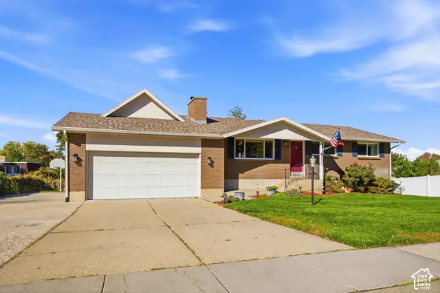 9626 S Flint Dr, Sandy, UT 84094 - #2