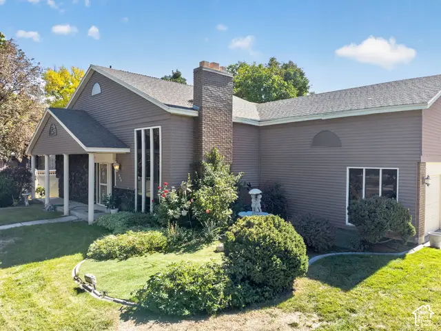 712 E Arrowhead Ln, Murray, UT 84107 - #1