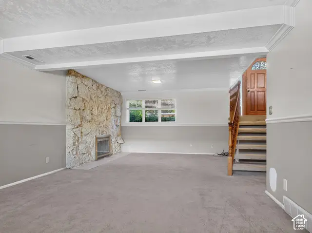 712 E Arrowhead Ln, Murray, UT 84107 - #3