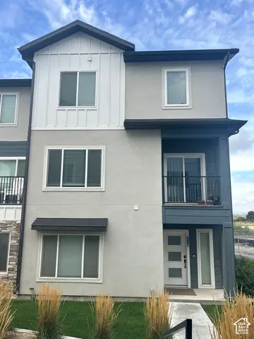 687 E 730 N, Hyrum, UT 84319 - #1