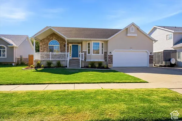 1045 W 400 S, Layton, UT 84041