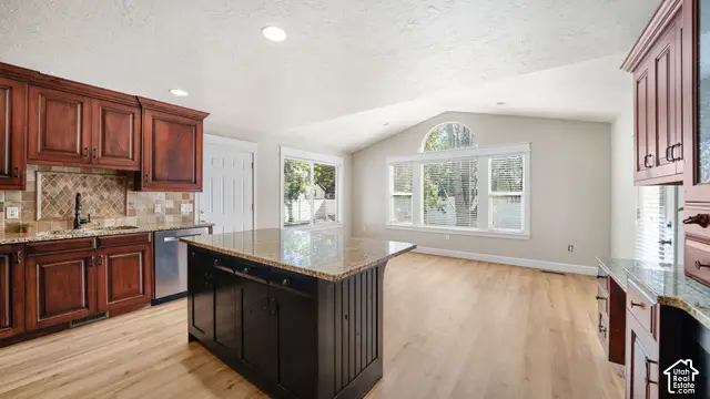 341 W 400 S, Salem, UT 84653 - #3