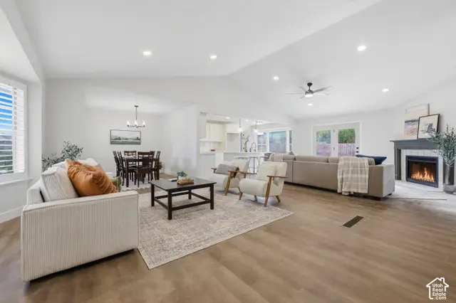 9934 S Presidential Dr, South Jordan, UT 84095 - #2