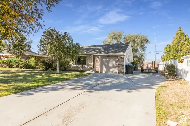 5362 S Alpine Dr E, Murray, UT 84107 - #2