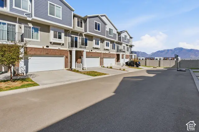 4212 W Bison Park Ct, Riverton, UT 84096 - #2