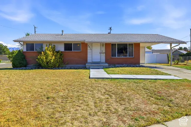 3911 W Ridgecrest Cir, Taylorsville, UT 84129 - #1