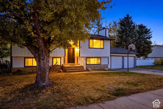 4211 W 300 N, West Point, UT 84015 - #2