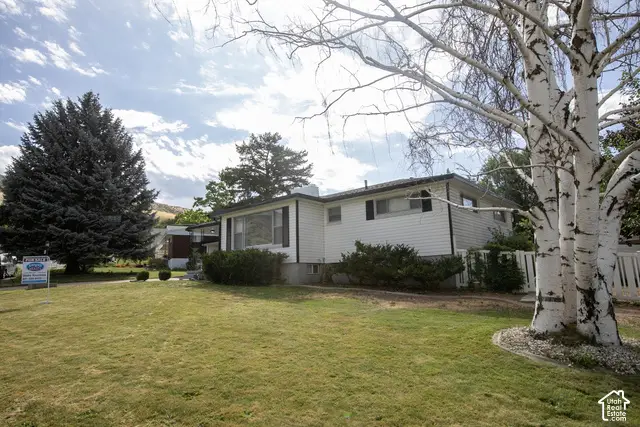 644 E Crestwood Cir N, Bountiful, UT 84010 - #3