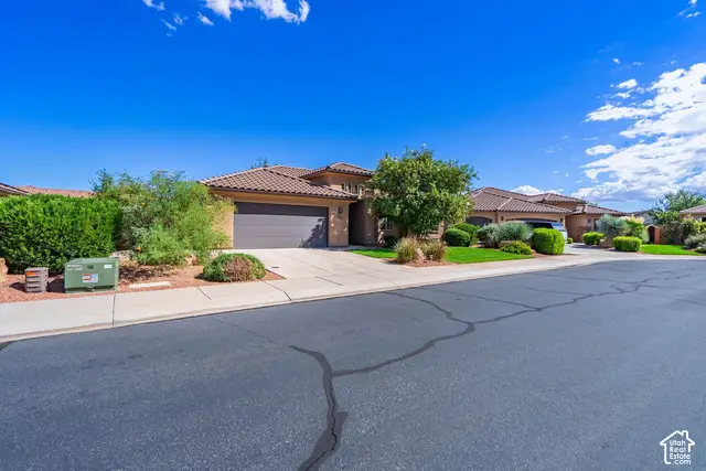 382 E Desert Ln, Ivins, UT 84738 - #2