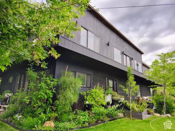 1397 Ritter Dr, Riverdale, UT 84405