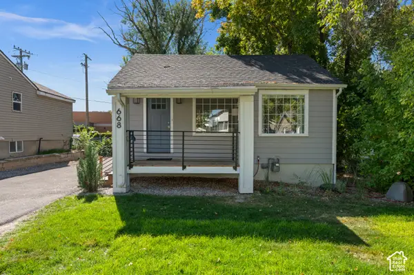 668 E Spring View Dr, Salt Lake City, UT 84106