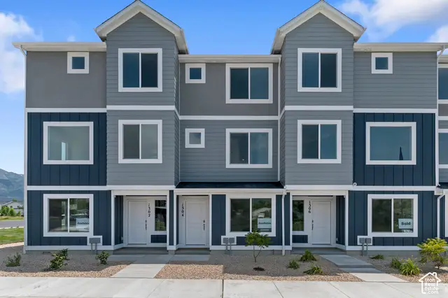 1237 N 235 E #220, Harrisville, UT 84404 - #2