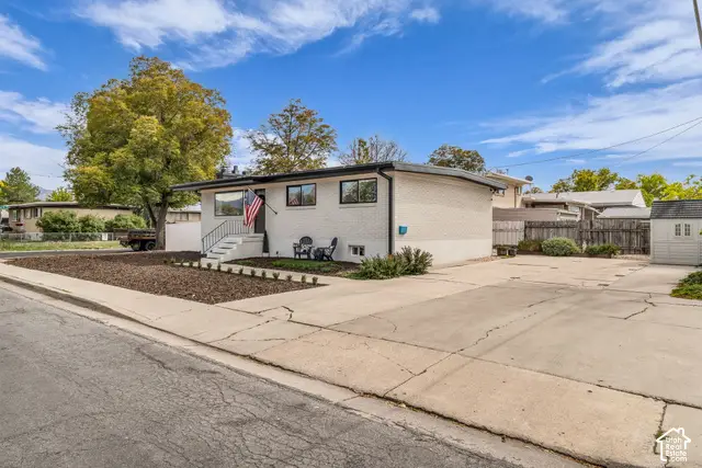 1239 W Andrew Ave S, Salt Lake City, UT 84104 - #2