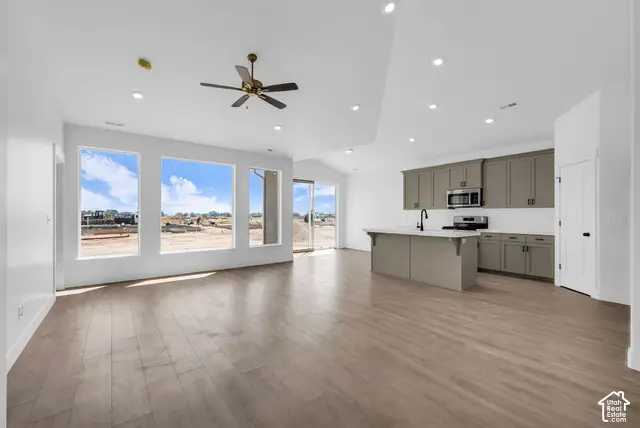 481 W 1800 N, Harrisville, UT 84404 - #2