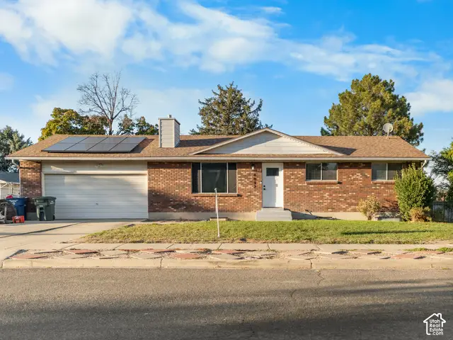 4042 W Paskay Dr, West Valley City, UT 84120 - #1