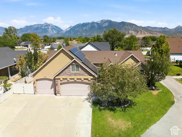11957 S Waterhouse Ct, Riverton, UT 84065 - #3