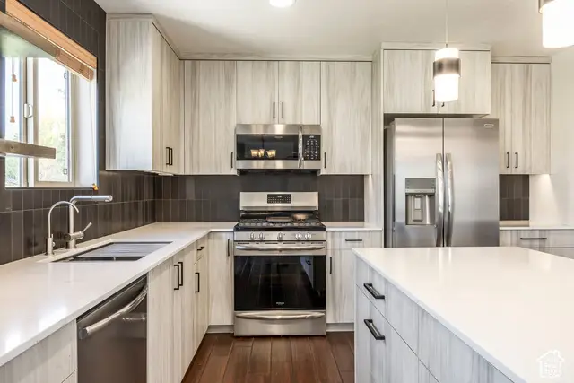 5705 N Narrow Leaf Ct, Summit Park, UT 84098 - #1