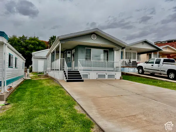 1150 W Red Hills Pkwy #160, Washington, UT 84780