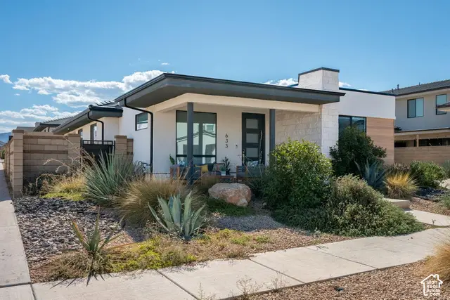 633 W Emerald Point Dr, Saint George, UT 84790 - #3