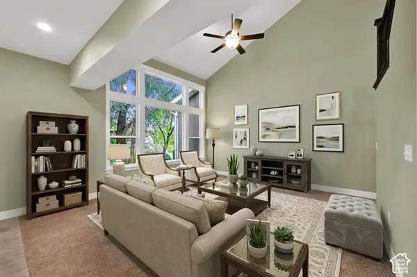 7922 S Farm House Ln E, Midvale, UT 84047