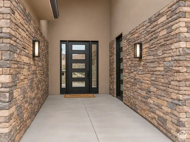 2077 E Tombstone Ln, Washington, UT 84780 - #3