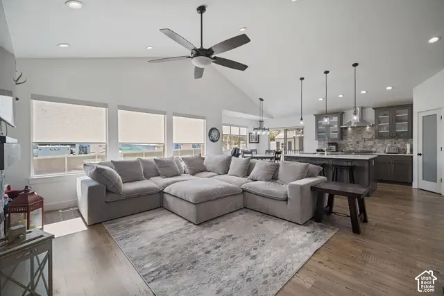 7373 W Desert Brumby Dr, Herriman, UT 84096 - #3