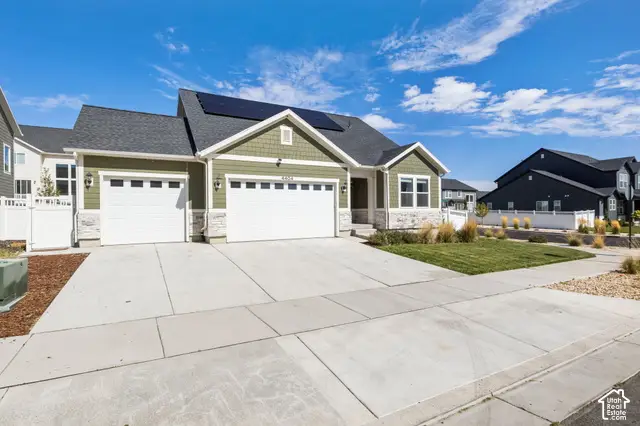 4404 W Monument Peak Dr, Herriman, UT 84096 - #2