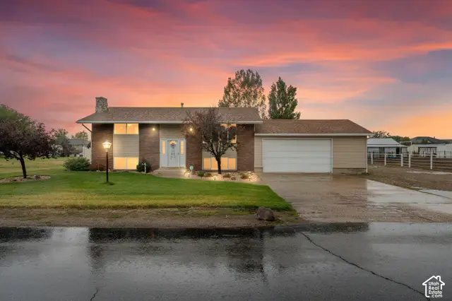 1673 S 2350 W, West Haven, UT 84401 - #1