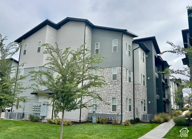 472 W 40 S #302, Providence, UT 84332 - #1