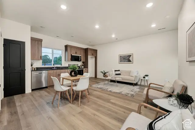 452 N 100 W #103, Logan, UT 84321 - #2