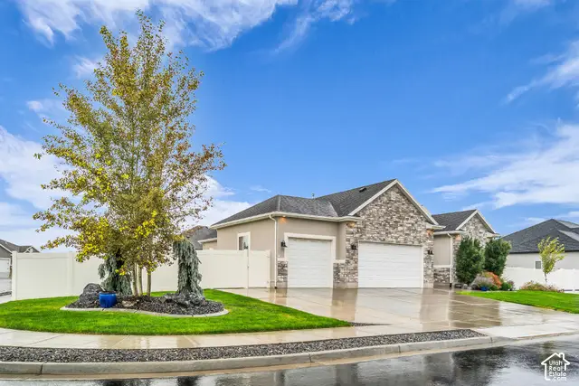 298 E Somerest Ln, Stansbury Park, UT 84074 - #2