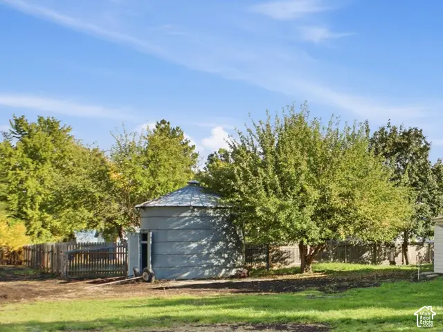 112 N 200 E, Wellsville, UT 84339 - #3