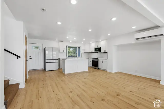 1403 E Woodland Ave, Millcreek, UT 84106 - #3