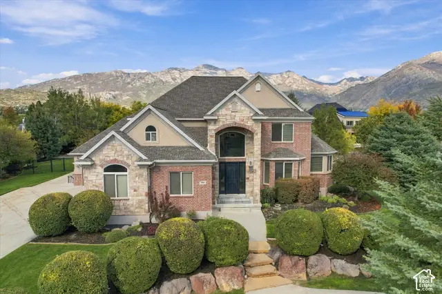 390 W River Cir, Alpine, UT 84004 - #1