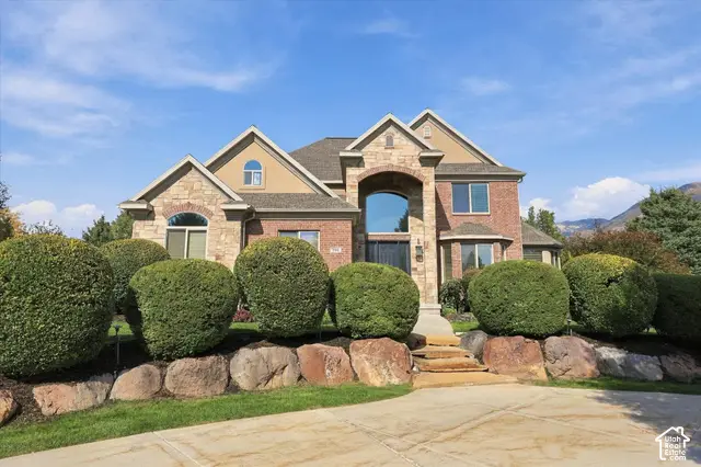 390 W River Cir, Alpine, UT 84004 - #2