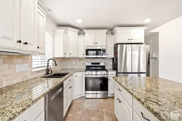 2628 W 2400 N, Farr West, UT 84404 - #3