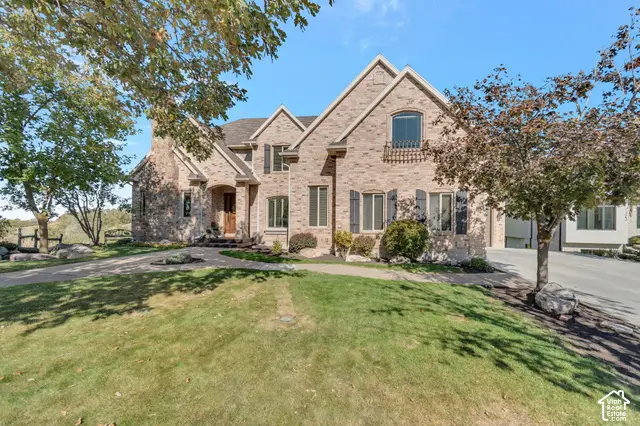 611 E 900 N, Kaysville, UT 84037 - #3
