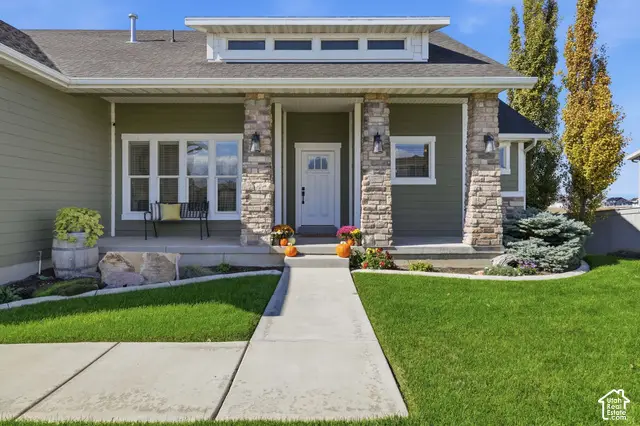 504 S Lake View Dr, Vineyard, UT 84059 - #2