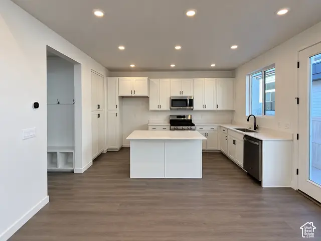 3042 N Summer Wood Dr #805, Eagle Mountain, UT 84005 - #2
