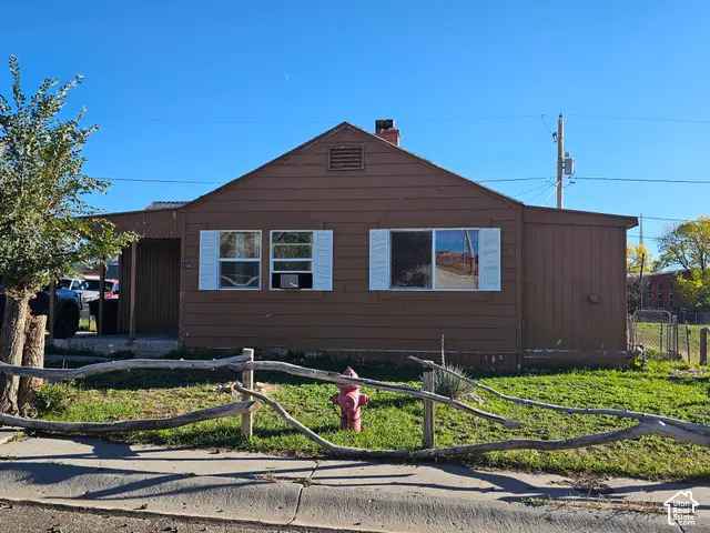 154 Berkley Ave, East Carbon, UT 84520 - #1