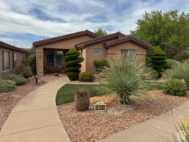 2137 N Sand Sage Ave, Washington, UT 84780 - #1