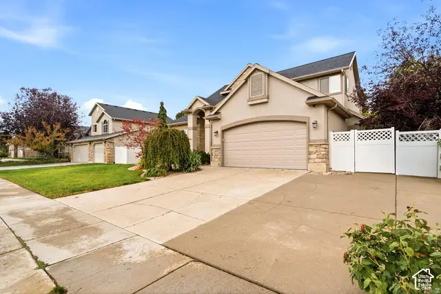 1425 S 300 E, Kaysville, UT 84037 - #2