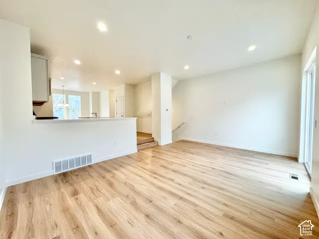 1650 N Main St, Layton, UT 84041 - #3