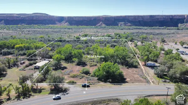 690 E Main St #9 + 10, Bluff, UT 84512