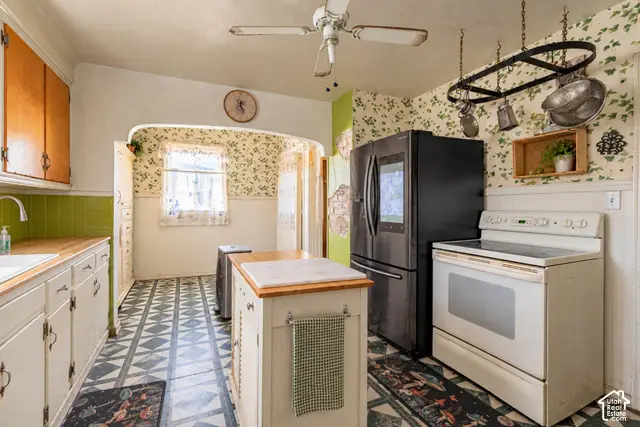 151 N Main St, Coalville, UT 84017 - #2