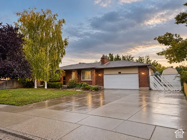 4891 Swasey Cir, Taylorsville, UT 84129 - #1