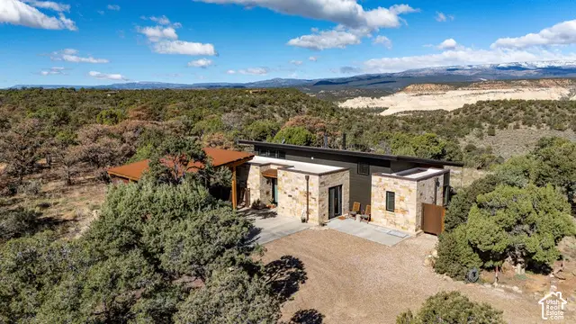 1909 E Long Neck Dr E, Boulder, UT 84716 - #1