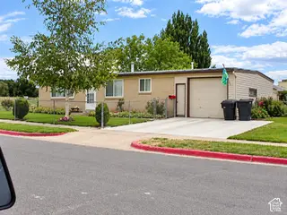 677 W 2400 N, Clinton, UT 84015 - #1