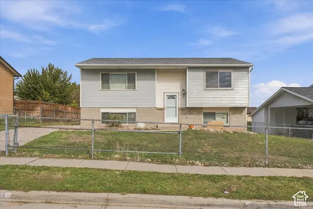 5250 W Begonia Cir, West Jordan, UT 84081 - #1