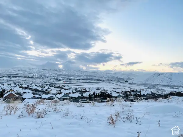 4927 N Ravencrest Ln, Lehi, UT 84048